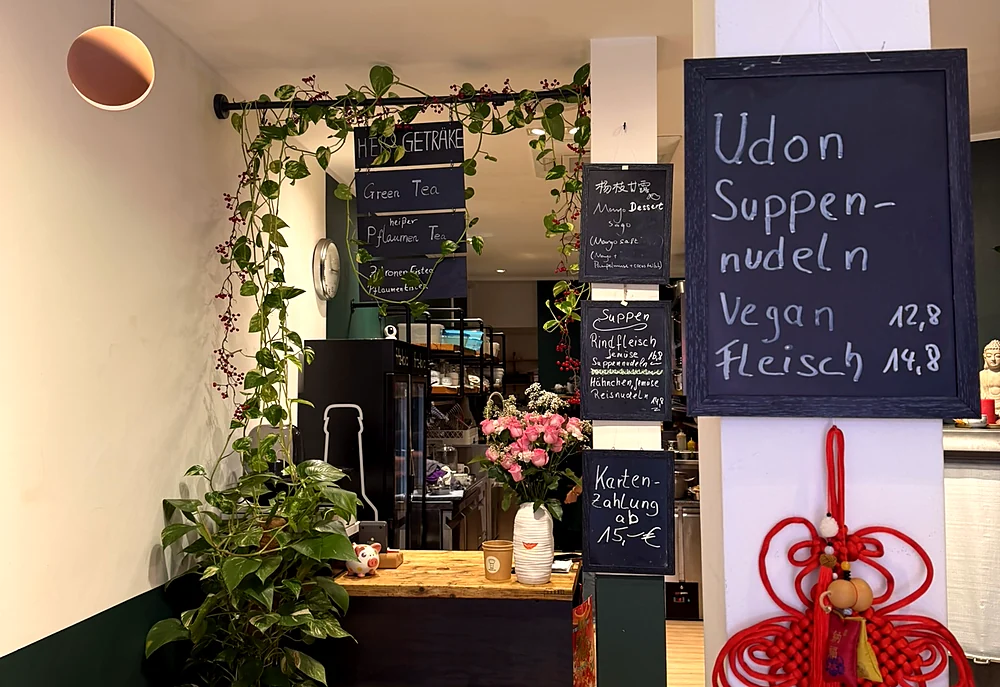 Offene Küche im Mr. Dumpling, Bremen